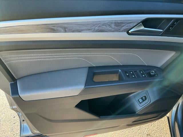 2021 Volkswagen Atlas Cross Sport 2.0T SE w/Technology