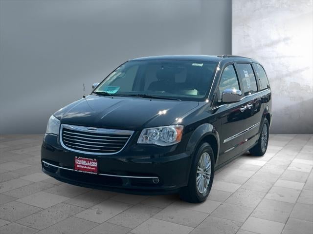 2016 Chrysler Town and Country Touring-L