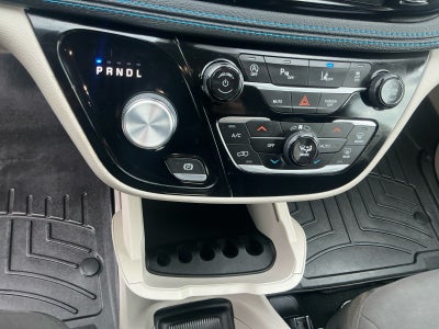 2021 Chrysler Pacifica Touring