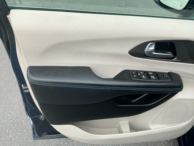2021 Chrysler Pacifica Touring