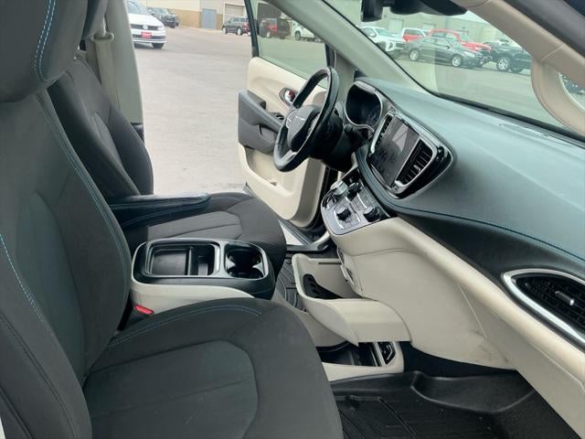 2021 Chrysler Pacifica Touring