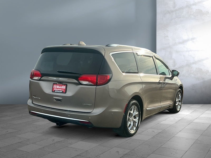 2017 Chrysler Pacifica Limited