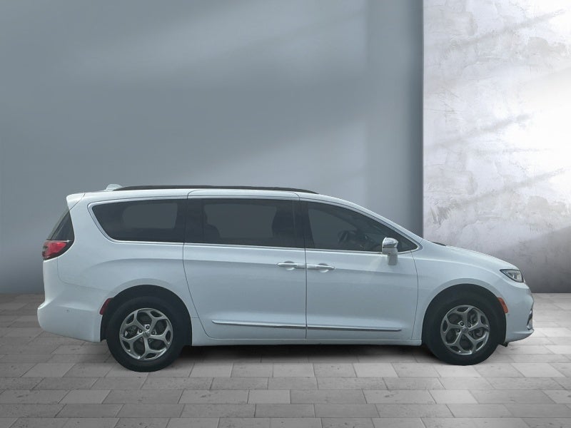 2022 Chrysler Pacifica Limited