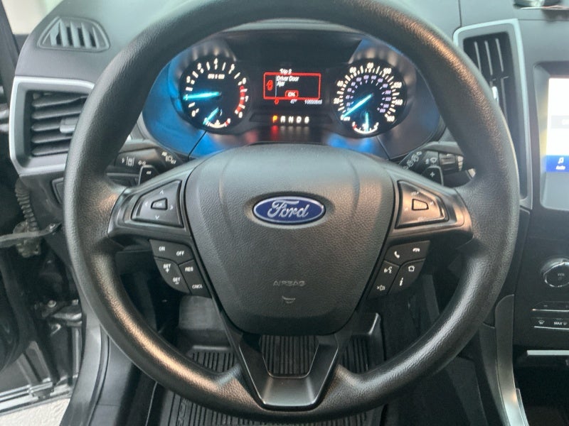2020 Ford Edge SE