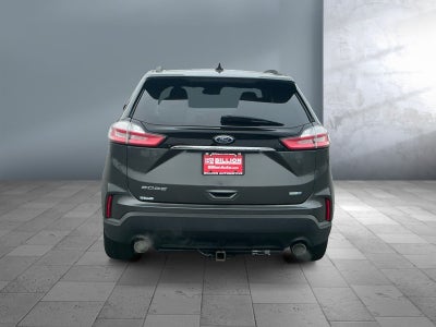 2020 Ford Edge SE