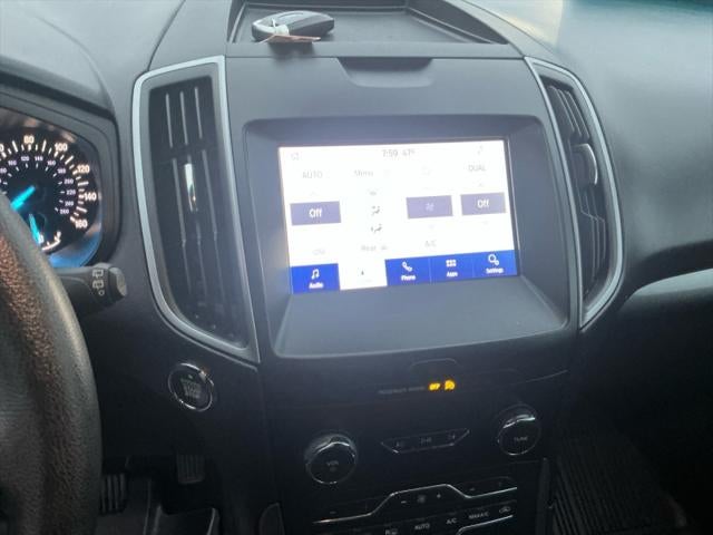 2020 Ford Edge SE