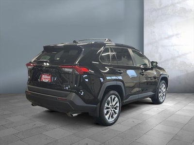 2022 Toyota RAV4 XLE Premium
