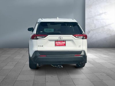 2025 Toyota RAV4 LE