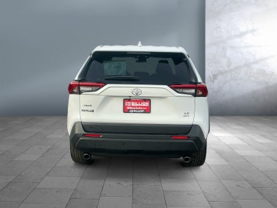 2023 Toyota RAV4 LE