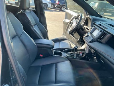 2018 Toyota RAV4 SE