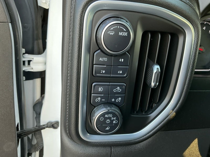 2021 Chevrolet Silverado RST