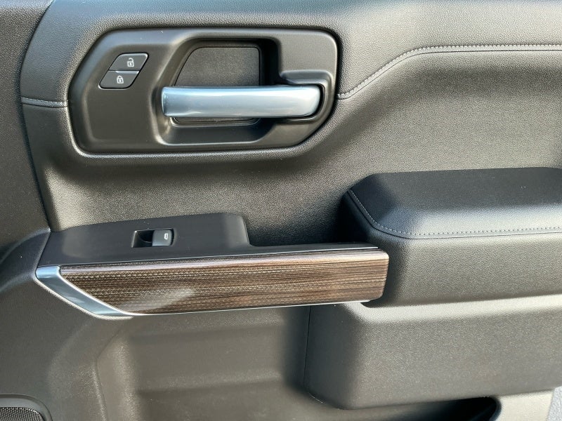 2021 Chevrolet Silverado RST