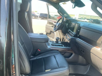 2025 GMC Sierra SLT