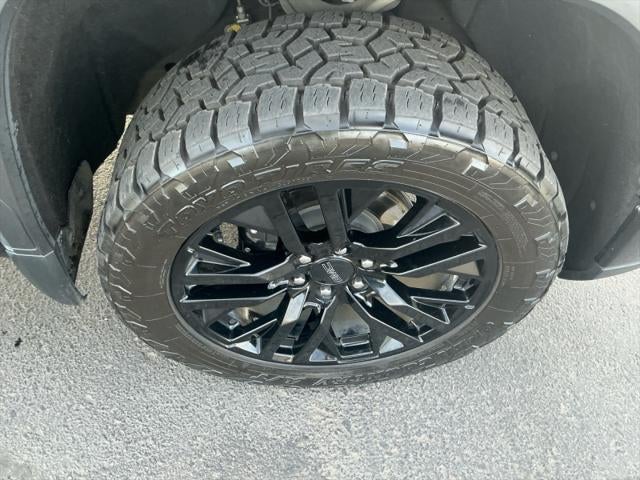 2023 GMC Sierra AT4X