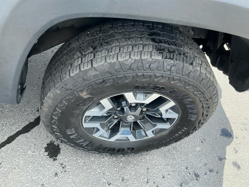 2023 Toyota Tacoma 4WD TRD Off Road