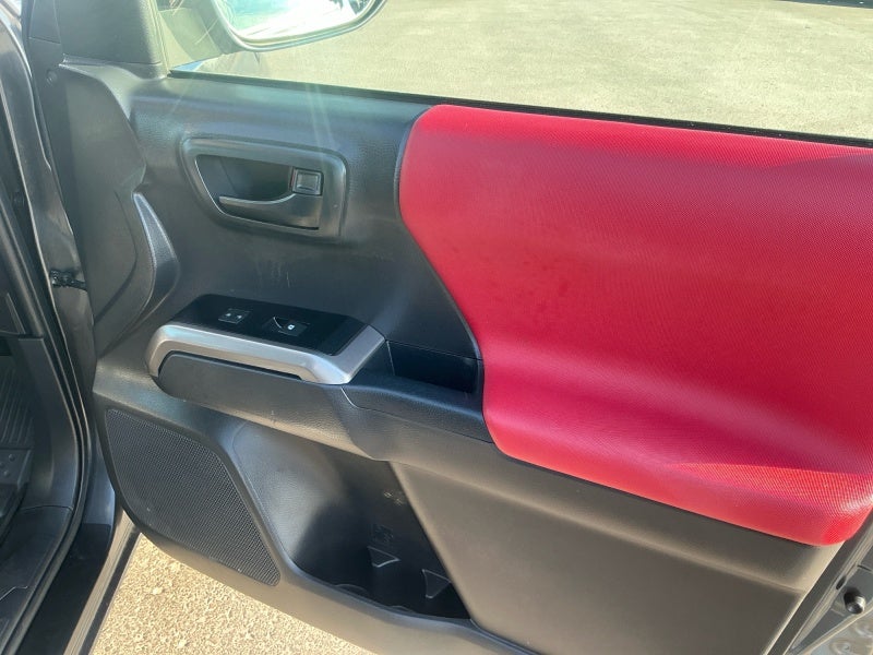 2023 Toyota TACOMA SR5 SR5