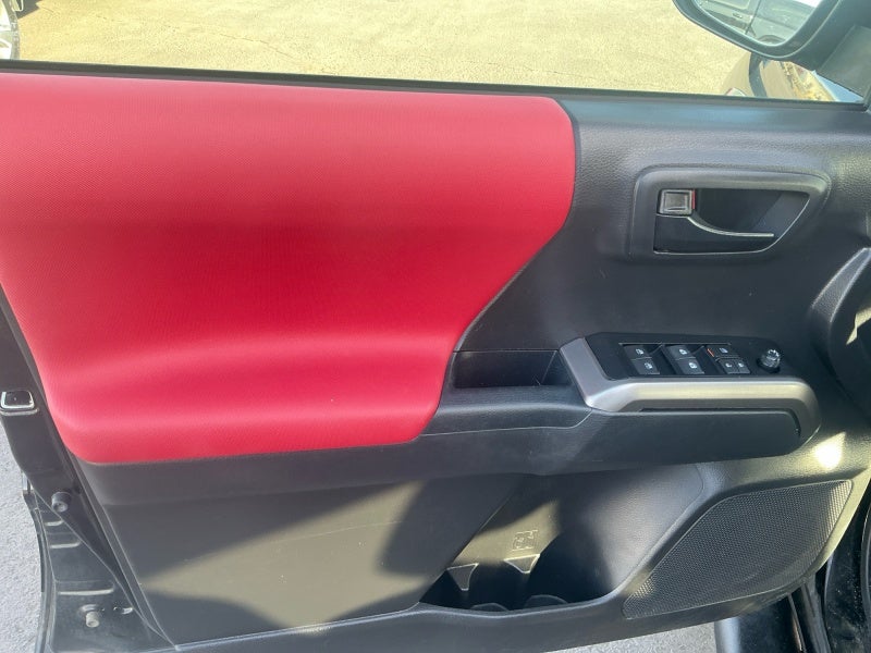 2023 Toyota TACOMA SR5 SR5