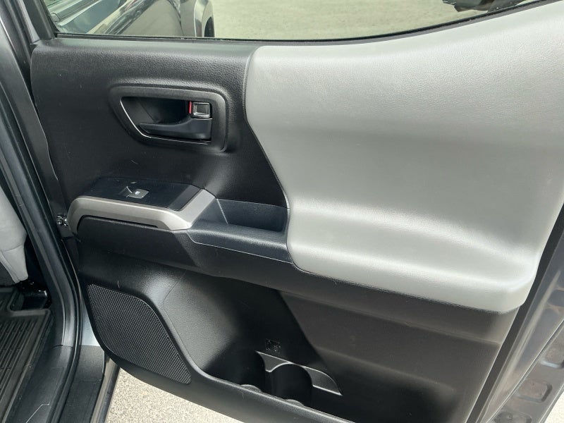 2023 Toyota TACOMA SR5 SR5