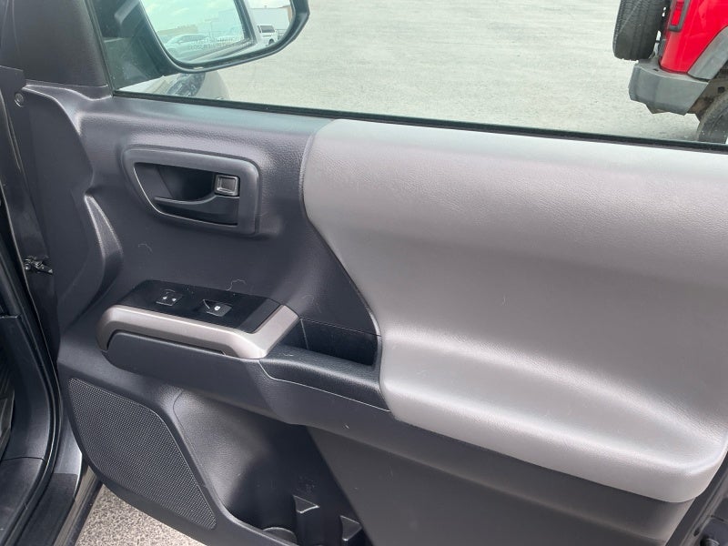 2023 Toyota TACOMA SR5 SR5