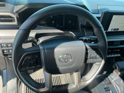 2025 Toyota Tacoma 4WD SR5