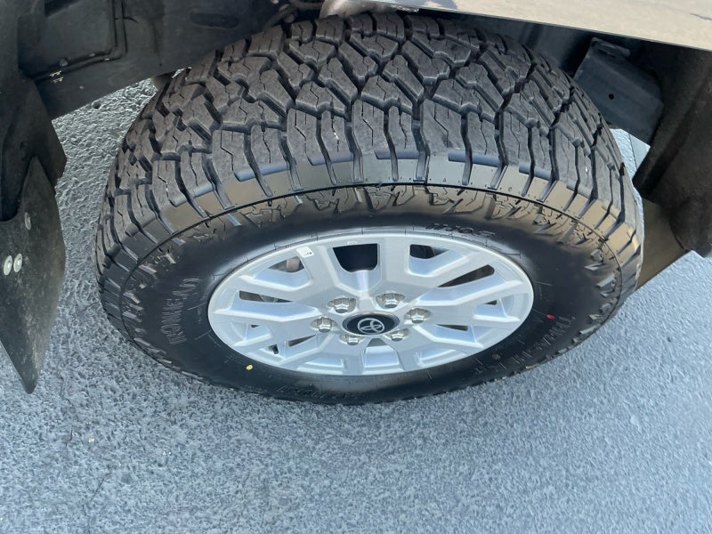 2025 Toyota Tacoma 4WD SR5