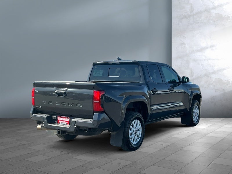 2025 Toyota Tacoma 4WD SR5