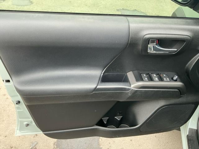 2022 Toyota TACOMA TRD OFFRD TRD Off Road