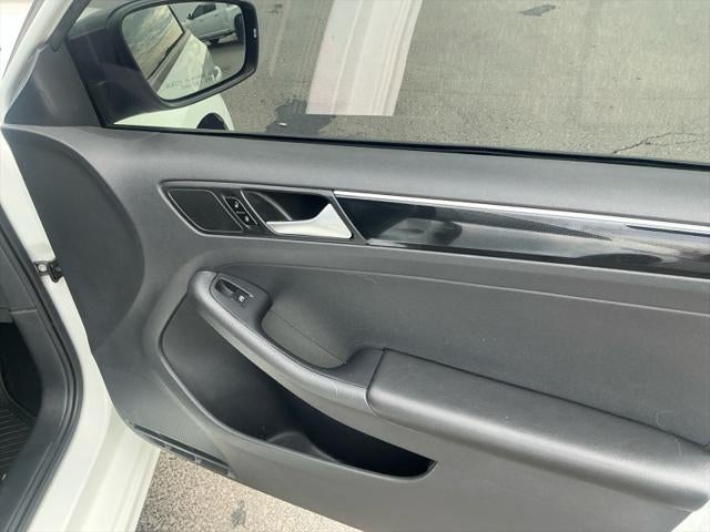 2018 Volkswagen Jetta 1.8T SE Sport