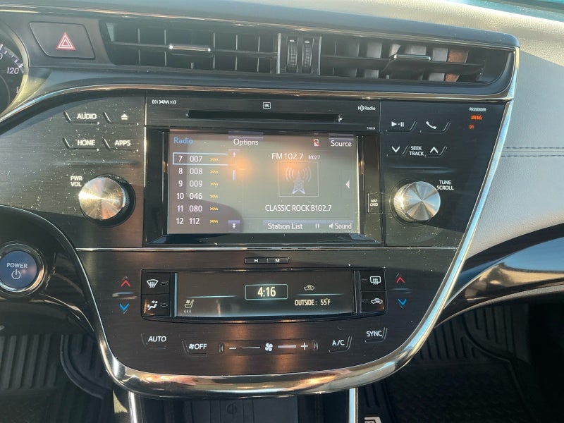 2015 Toyota AVALON HYBRID Limited