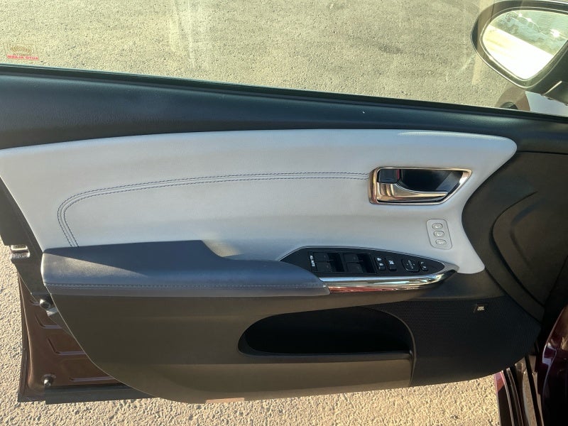 2015 Toyota AVALON HYBRID Limited