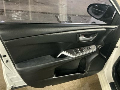 2016 Toyota Camry SE w/Special Edition Pkg