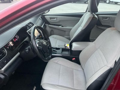 2016 Toyota Camry SE