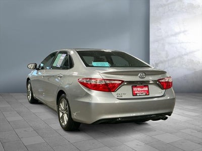 2016 Toyota CAMRY SE
