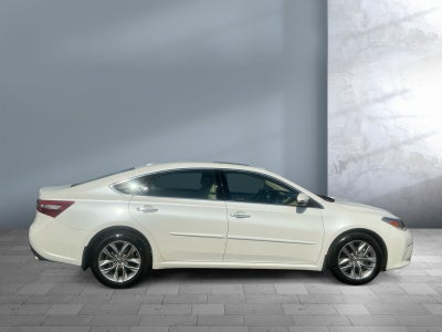 2016 Toyota AVALON Limited