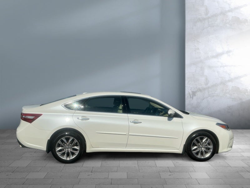 2016 Toyota AVALON Limited
