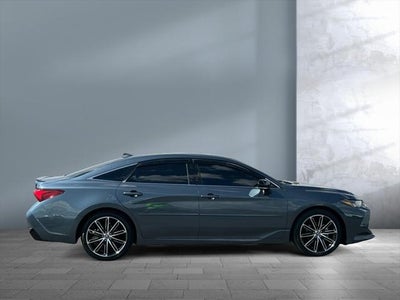 2019 Toyota AVALON XSE