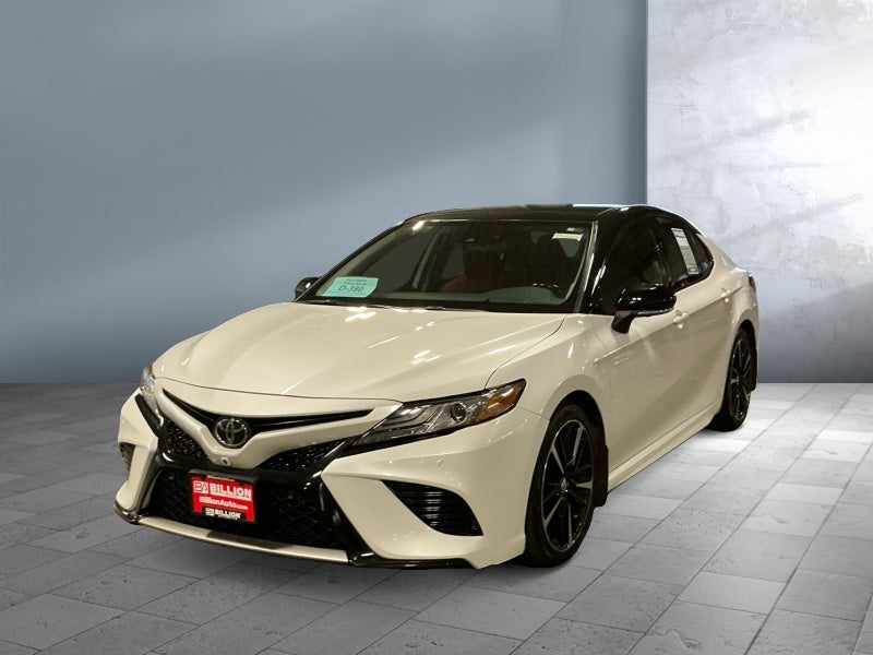 2019 Toyota CAMRY XSE V6