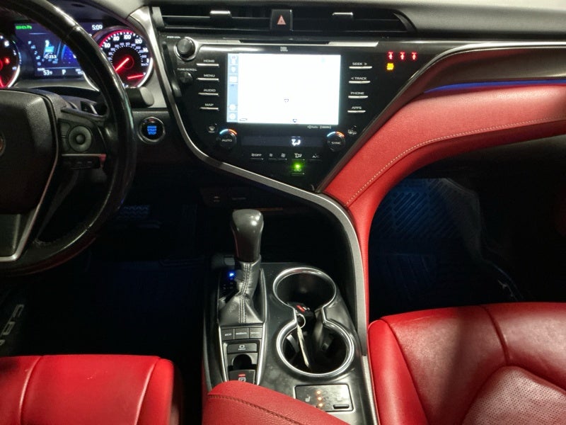 2019 Toyota CAMRY XSE V6