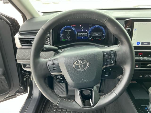 2025 Toyota CAMRY XLE