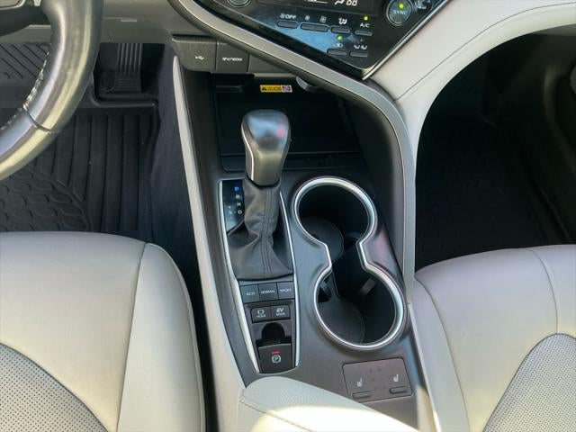 2022 Toyota Camry Hybrid Hybrid XLE