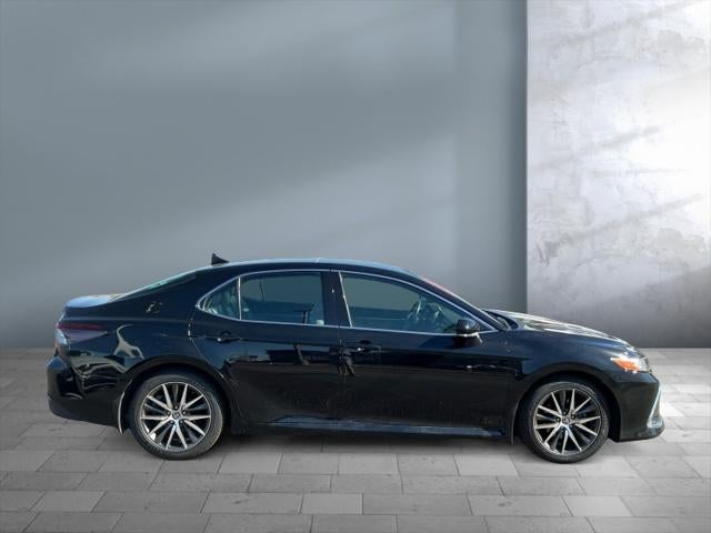 2022 Toyota Camry Hybrid Hybrid XLE