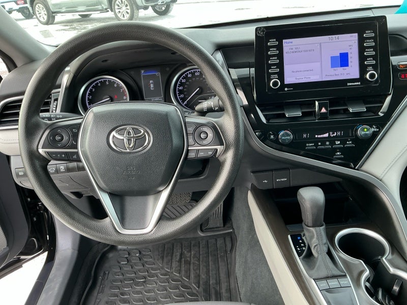 2023 Toyota CAMRY LE