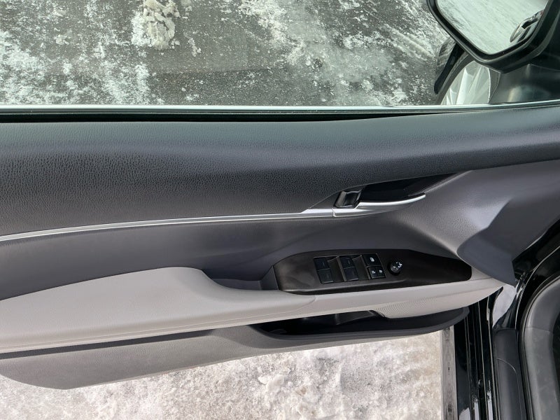 2023 Toyota CAMRY LE