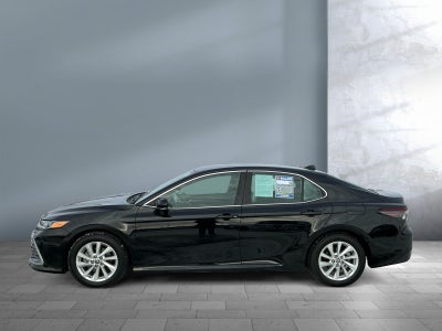 2023 Toyota CAMRY LE