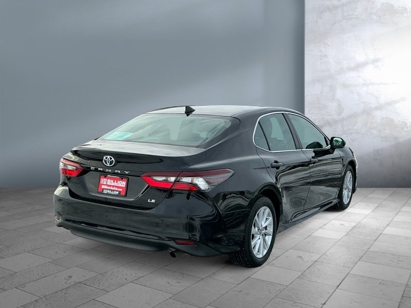 2023 Toyota CAMRY LE