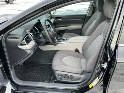 2023 Toyota CAMRY LE