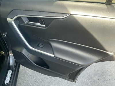 2025 Toyota RAV4 HYBRID Hybrid XLE Premium