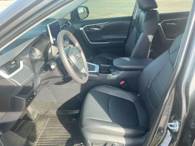 2025 Toyota RAV4 HYBRID Hybrid XLE Premium