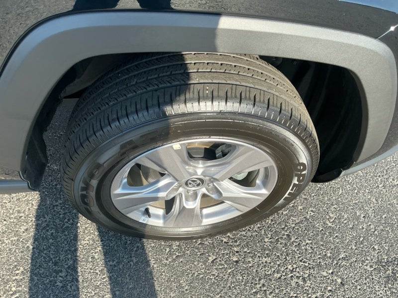 2025 Toyota RAV4 Hybrid Hybrid XLE