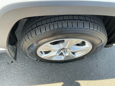 2021 Toyota RAV4 Hybrid Hybrid XLE